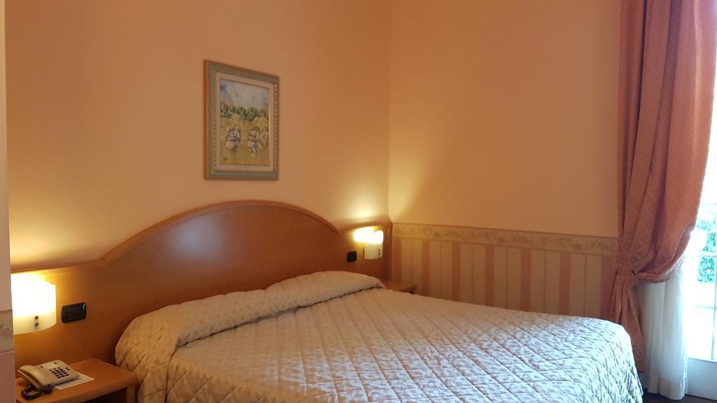 Hotel Gardenia & Villa Charme Adults Friendly 4Star Service Bardolino Exterior foto