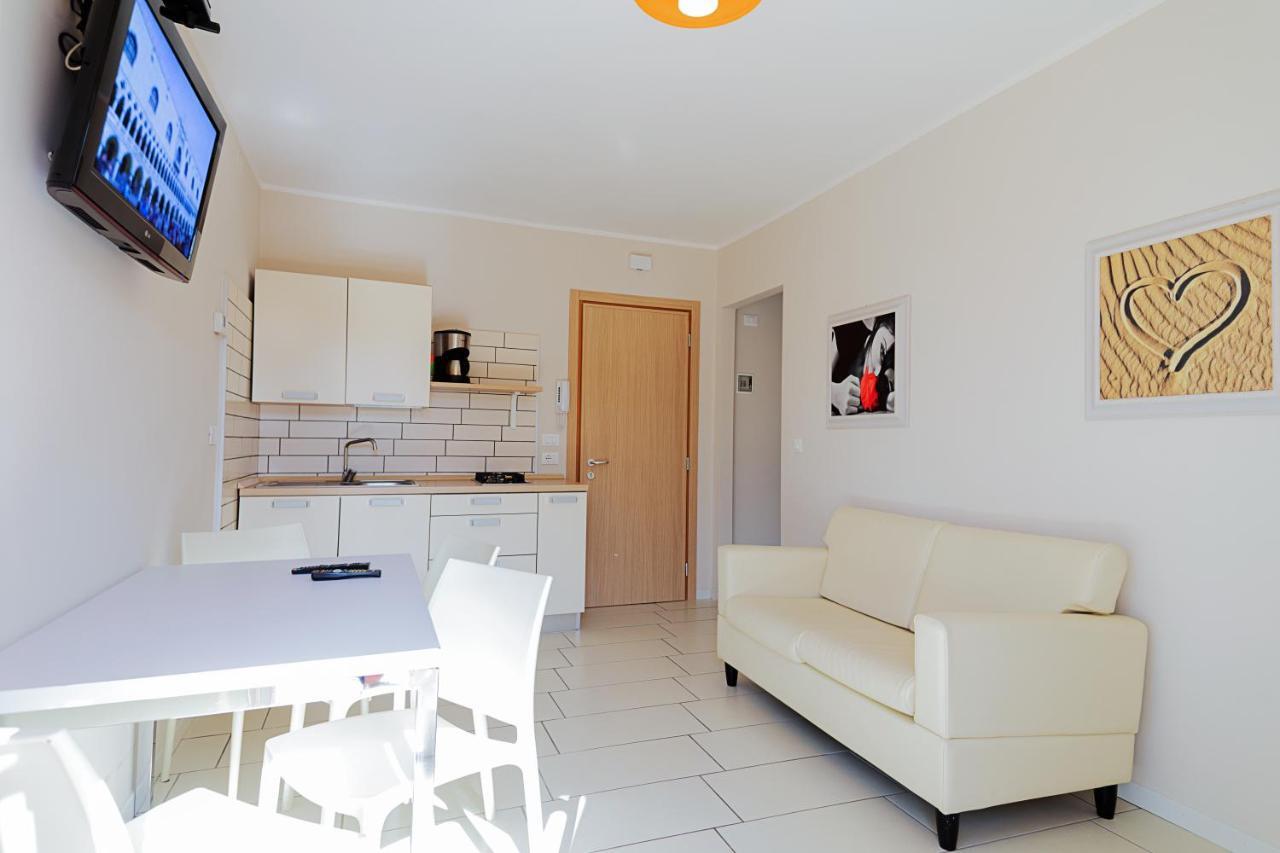 Hotel Gardenia & Villa Charme Adults Friendly 4Star Service Bardolino Exterior foto